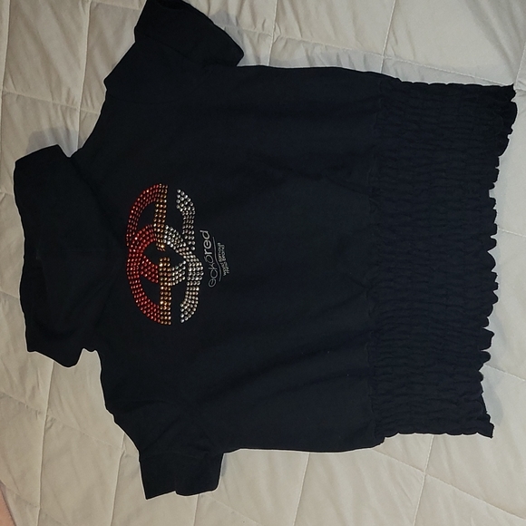 Eckored Sweater - Picture 2 of 2